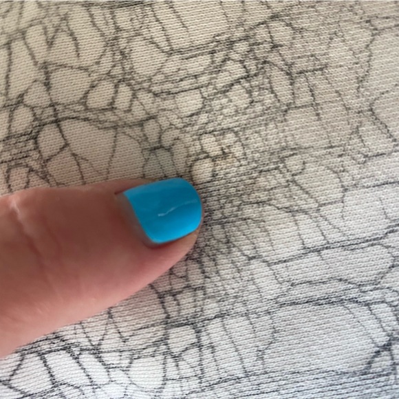 Lululemon Perfectly Oversized Crew Thread Dye White Black 8 - Picture 16 of 16